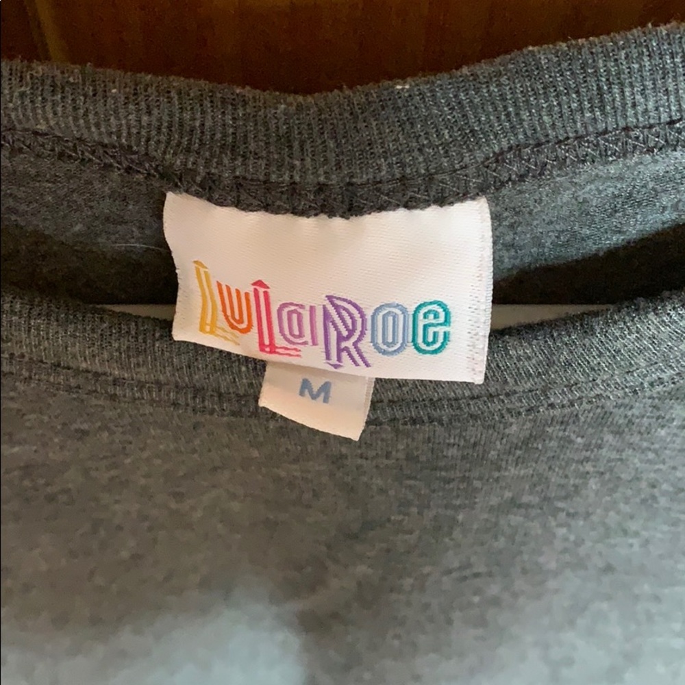 LulaRoe Randy tee - Picture 3 of 6